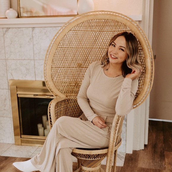 Meet your Posher, Rea - Picture 1 of 1